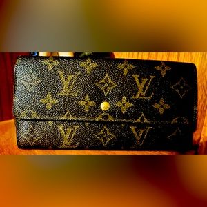 Louis Vuitton Vintage Monogram Wallet